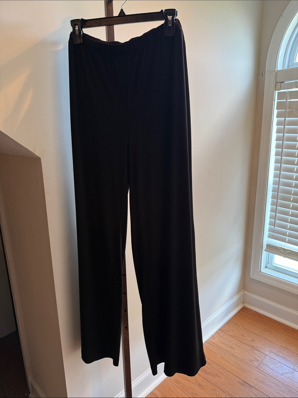 Chico’s  Black Wide-Leg Women's Pants - Classic Pull-On Style